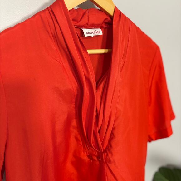 Vtg Red Draped Blouse Snap Neck Button Front Short Sleeve 80s | Bright Spring - Picture 4 of 12
